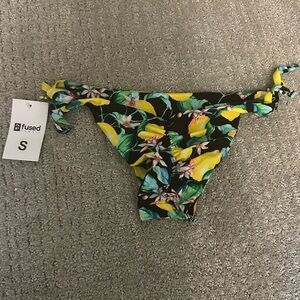 Fused Hawaii lemon aloha bottom